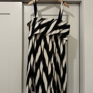 Banana Republic Black and White Sleeveless Sheath Dress